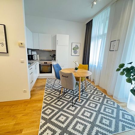 Trendy Apartment Zentral Gelegen 维也纳 外观 照片